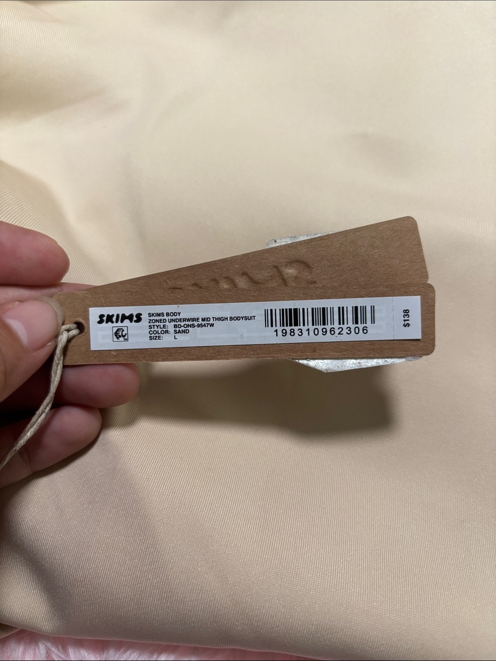 Skims Body Zoned underwire mid thigh Bodysuit NWT sand - Picture 2 of 2